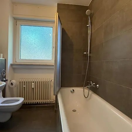 Διαμέρισμα Three Bedroom Comfort Μάινταλ