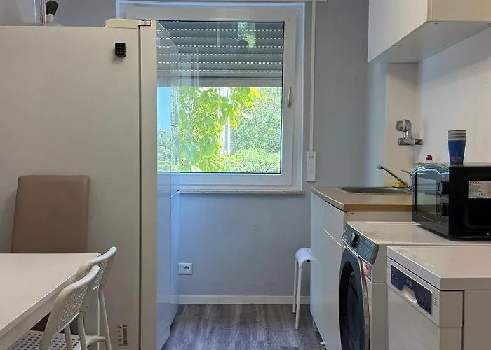 Apartamento Three Bedroom Comfort Maintal