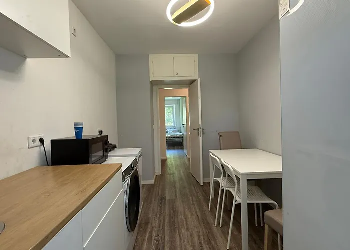 Three Bedroom Comfort Maintal