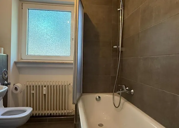 Apartamento Three Bedroom Comfort Maintal