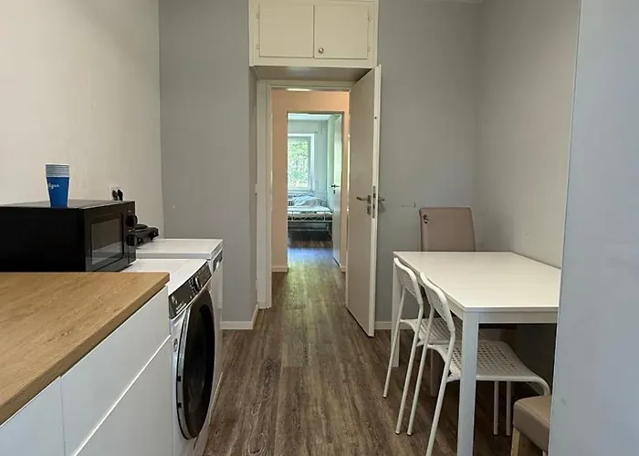 Three Bedroom Comfort Maintal